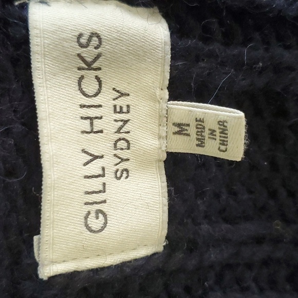 Gilly Hicks woman's blue cable knit vneck pullover sweater size M - Picture 8 of 12